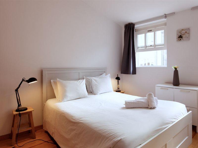 Aparthotel Oporto Entreparedes Kültér fotó