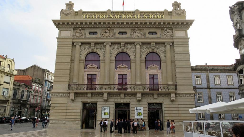 Aparthotel Oporto Entreparedes Kültér fotó