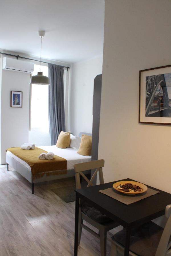 Aparthotel Oporto Entreparedes Kültér fotó