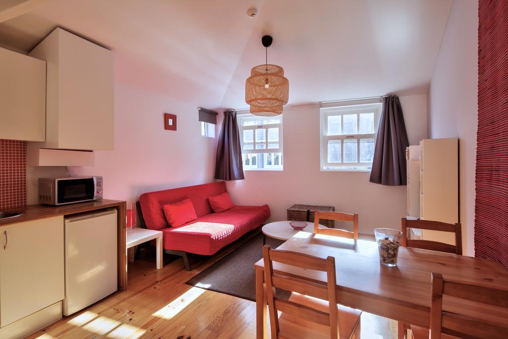 Aparthotel Oporto Entreparedes Kültér fotó