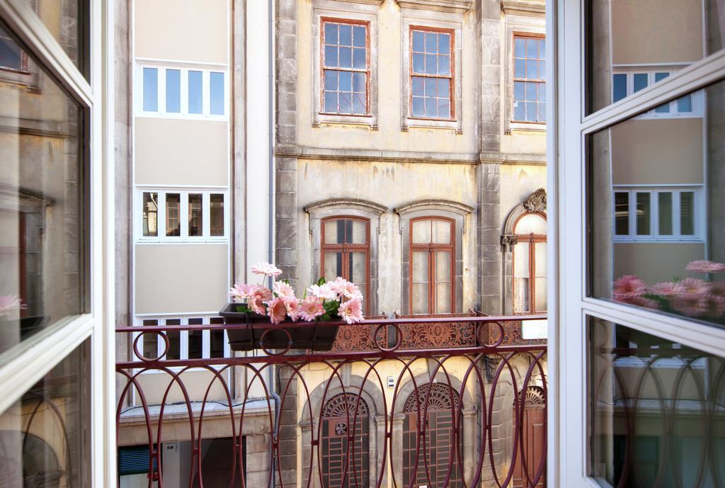 Aparthotel Oporto Entreparedes Kültér fotó