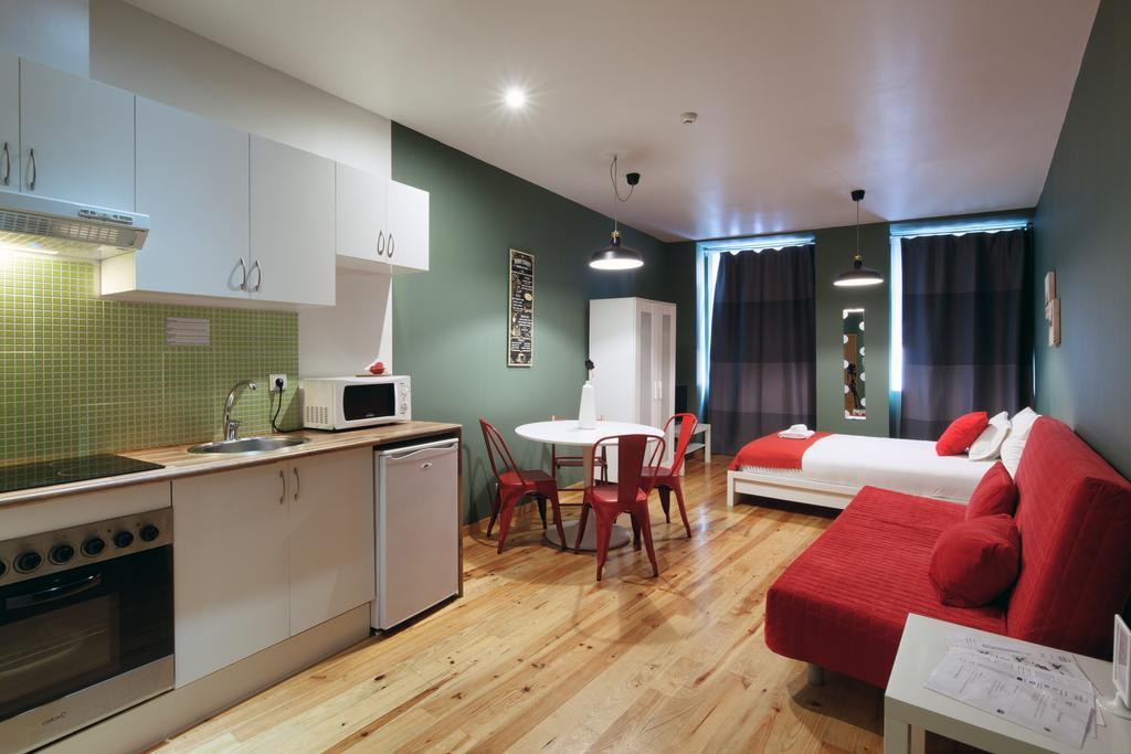 Aparthotel Oporto Entreparedes Kültér fotó