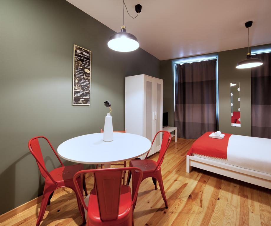 Aparthotel Oporto Entreparedes Kültér fotó