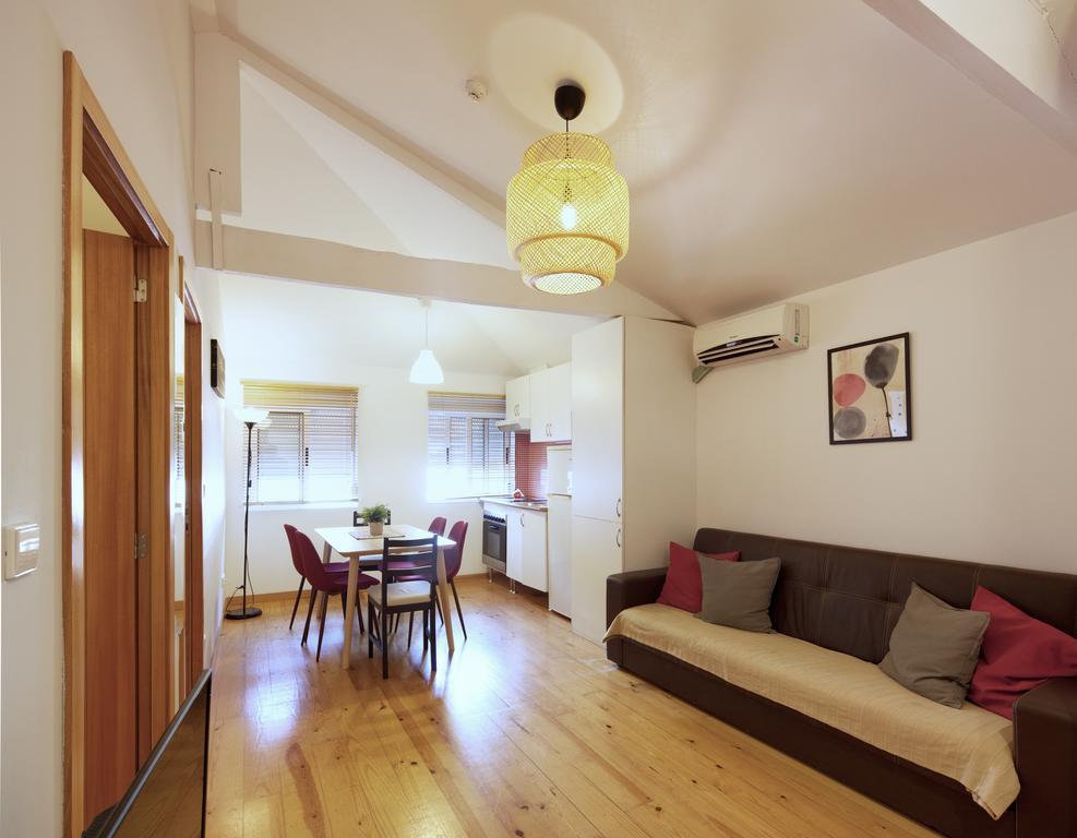 Aparthotel Oporto Entreparedes Kültér fotó